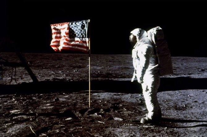 Эдвин Базз Олдрин на Луне, 20 июля 1969 года