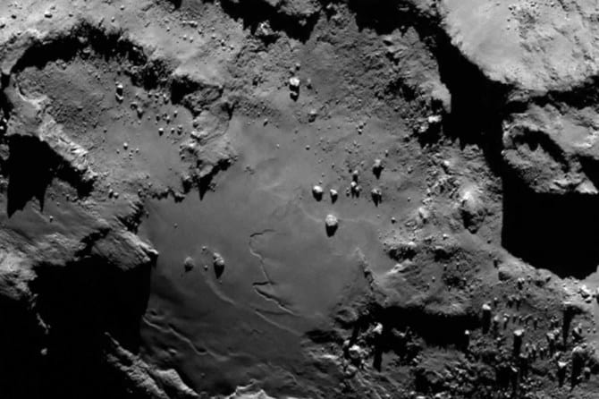Максимально близкое изображение ядра кометы Чурюмова-Герасименко