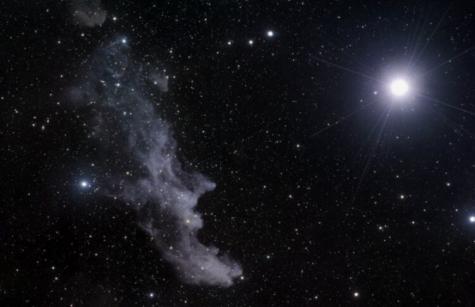 Отражательная туманность NGC 1909 и звезда Ригель