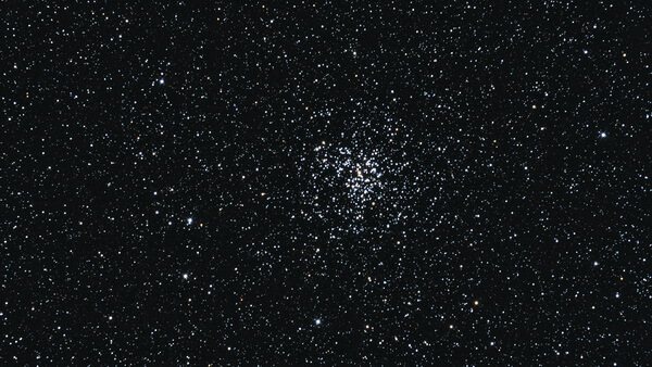 Рассеянное звёздное скопление M 37 в созвездии Возничий